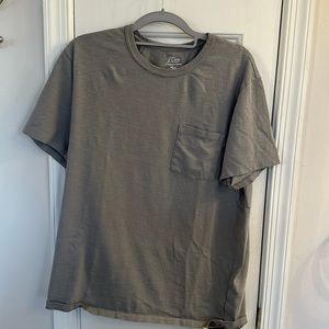 Men’s J Crew garment-dyed slub cotton crewneck pocket T-shirt